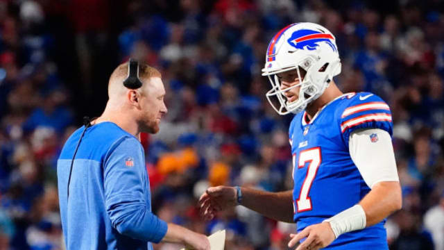 joe-brady-josh-allen-33343